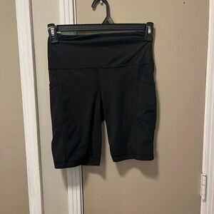 Yogalicious Black High-Waist Bike Shorts with Side Pockets